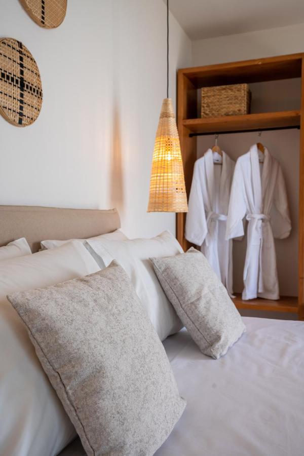 Thea Beachfront Suites In Lourdas Beach 劳德哈塔 外观 照片